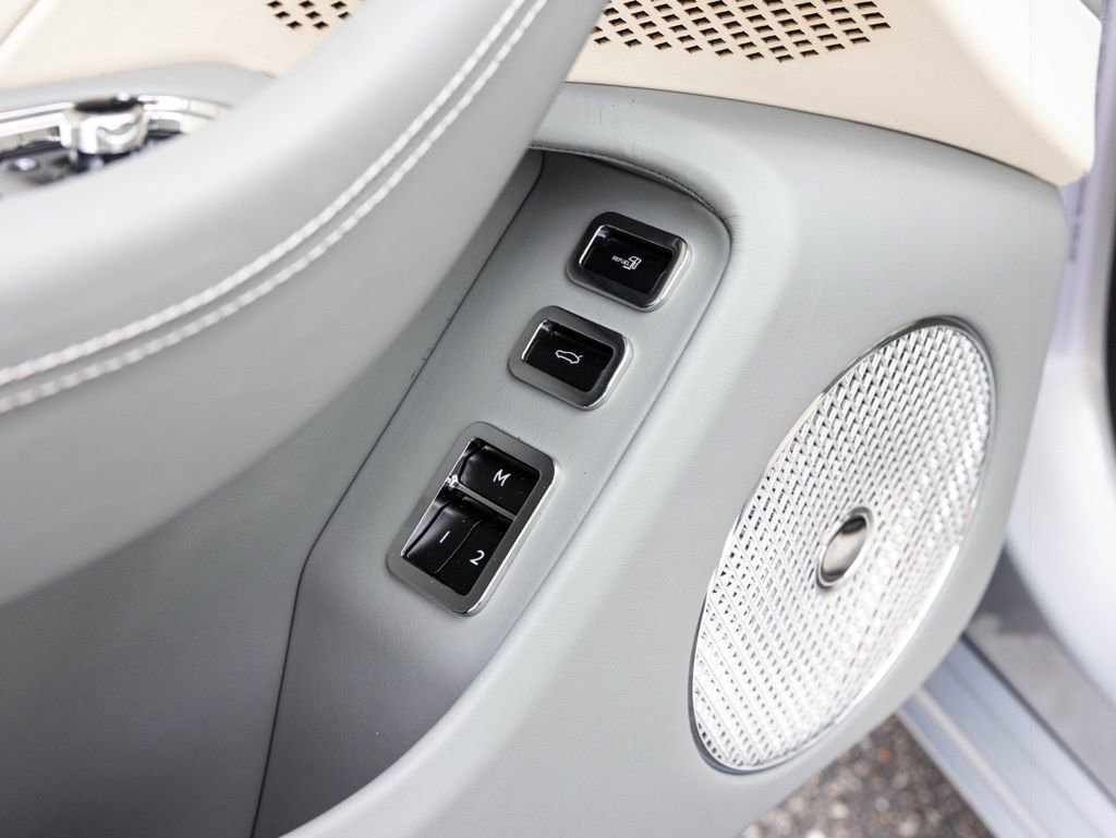 New 2026 Bentley Flying Spur Plug-In Hybrid AWD/4WD image 26