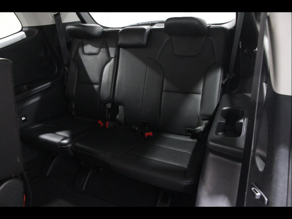 Used 2021 Kia Telluride LX FWD image 18