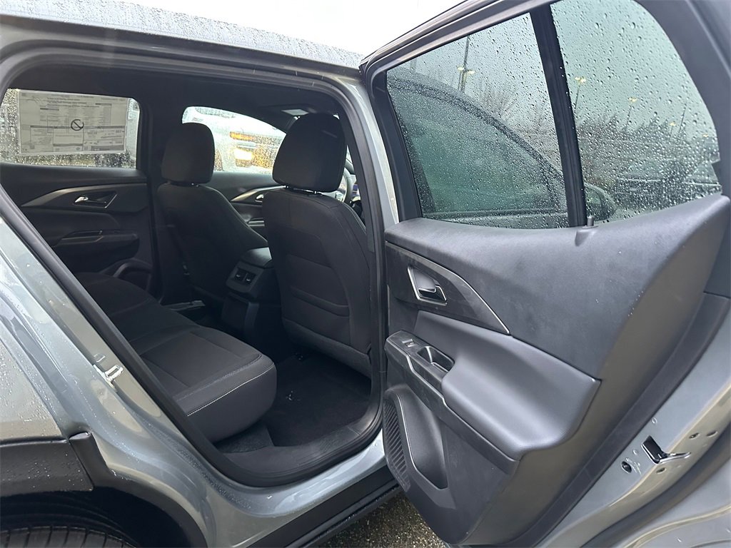 New 2026 Chevrolet Equinox EV LT image 13