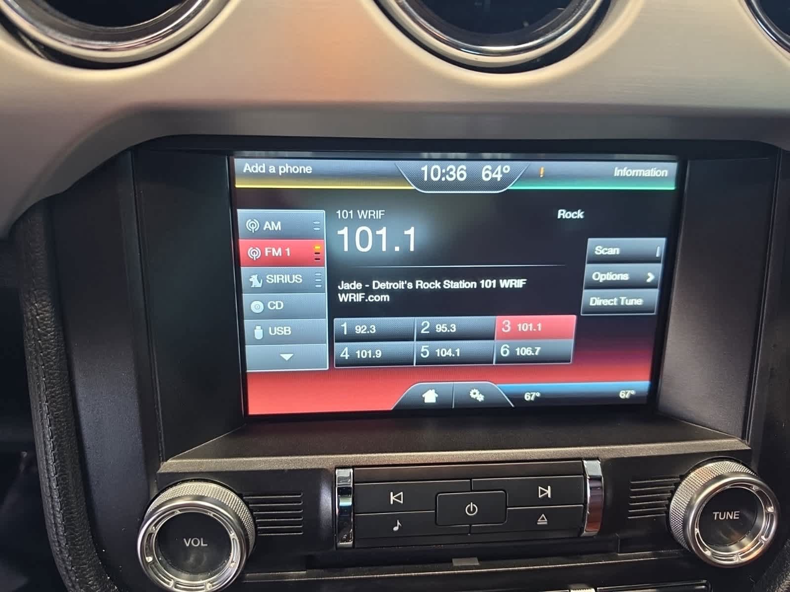 Used 2015 Ford Mustang Premium RWD image 29