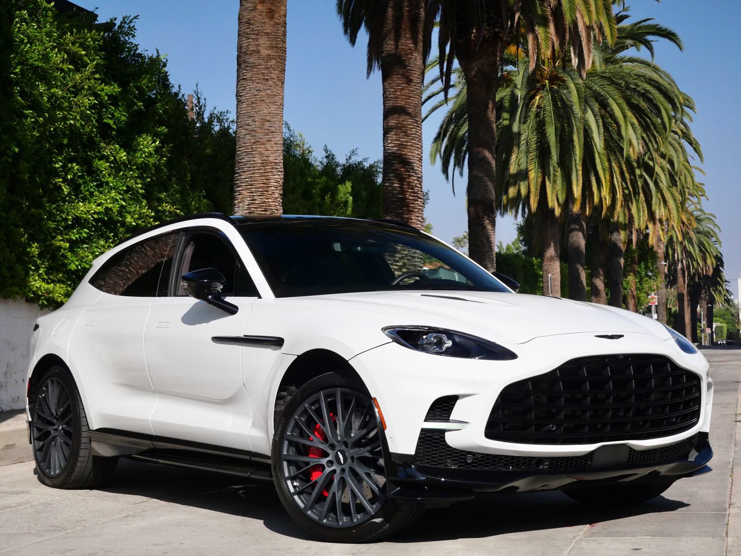 New 2026 Aston Martin DBX 707 AWD/4WD image 1