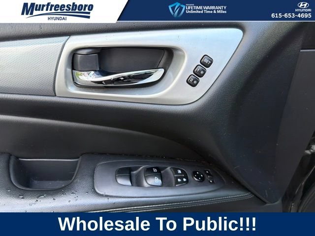 Used 2017 Nissan Pathfinder SL w/ SL Premium Package AWD/4WD image 10
