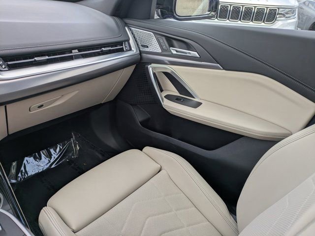 Used 2025 BMW X1 M35i image 15