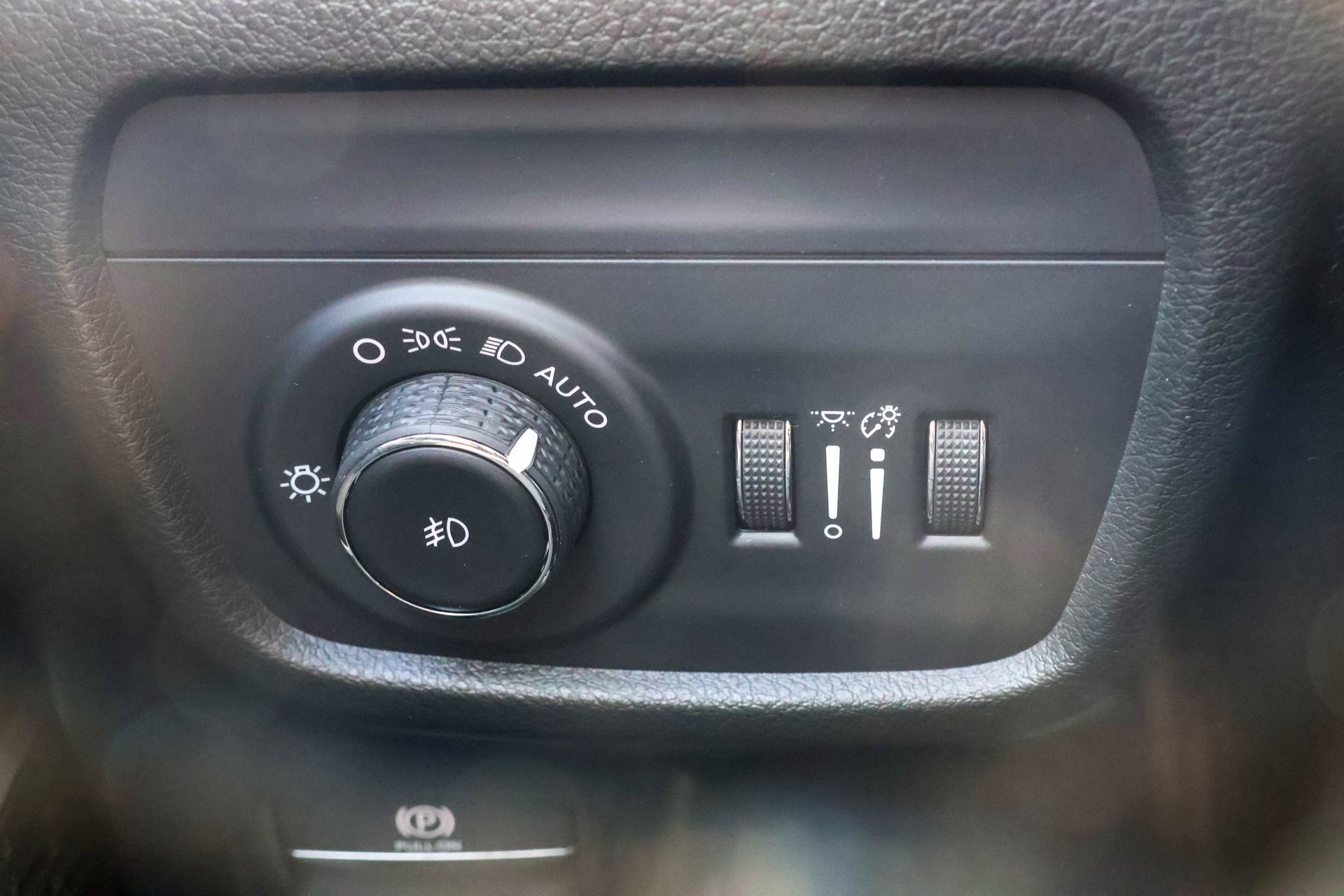 New 2026 Jeep Grand Cherokee L Limited AWD/4WD image 29