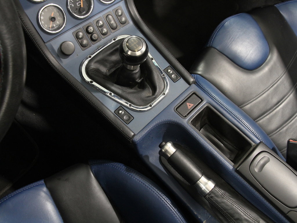 Used 2000 BMW M Roadster 2dr Convertible image 12