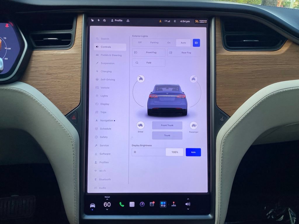 Used 2021 Tesla Model X Long Range AWD/4WD image 31