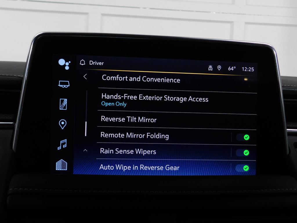 Used 2024 Chevrolet Tahoe Premier w/ Premium Package AWD/4WD image 70