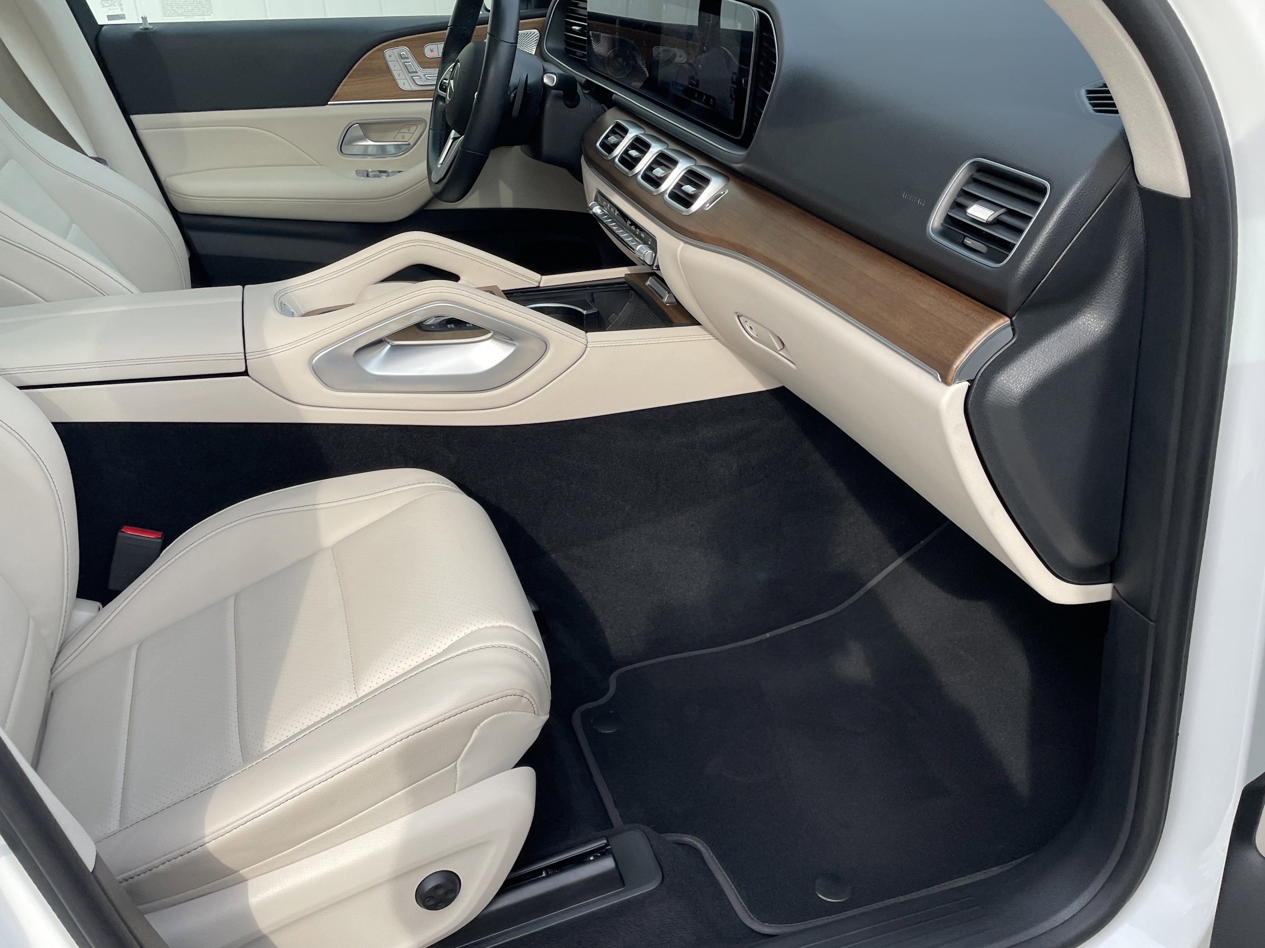 Certified 2023 Mercedes-Benz GLE 450 4MATIC image 48