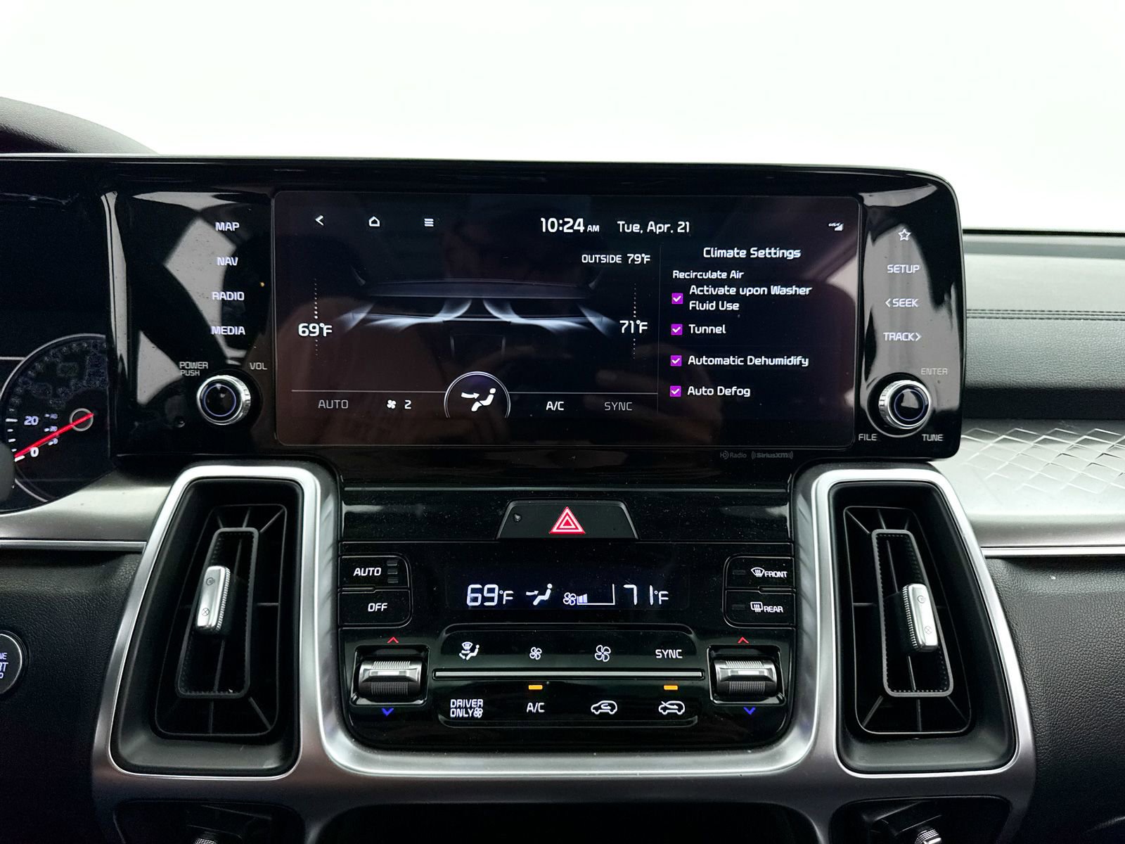 Certified 2023 Kia Sorento EX w/ Panoramic Sunroof Package FWD image 27