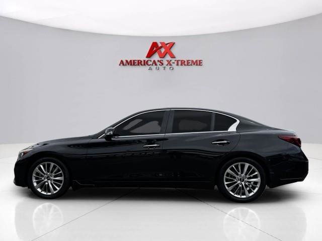 Used 2020 INFINITI Q50 Luxe w/ Essential Package (3.0T Luxe) RWD image 2