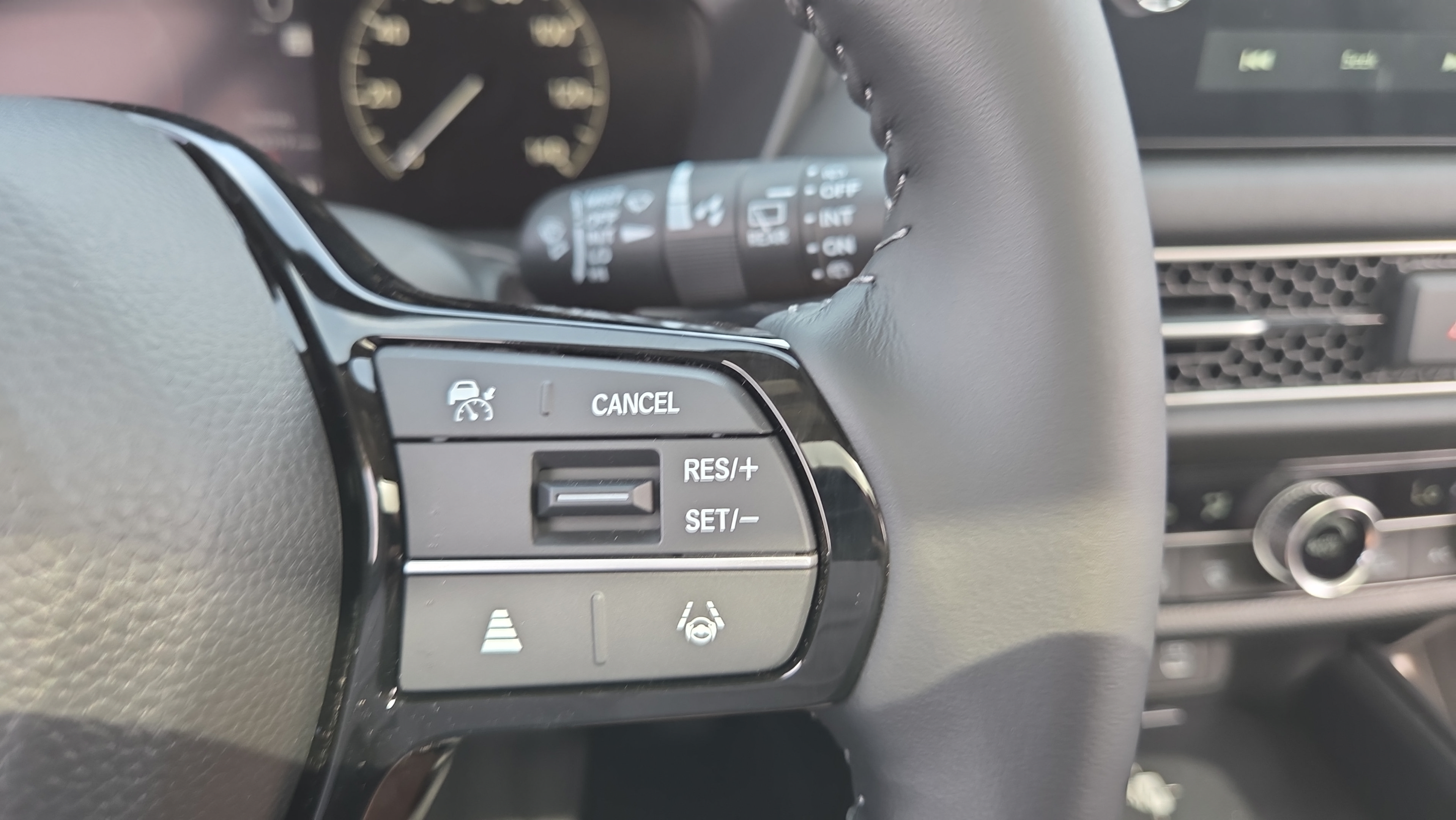 New 2027 Honda HR-V EX-L image 27