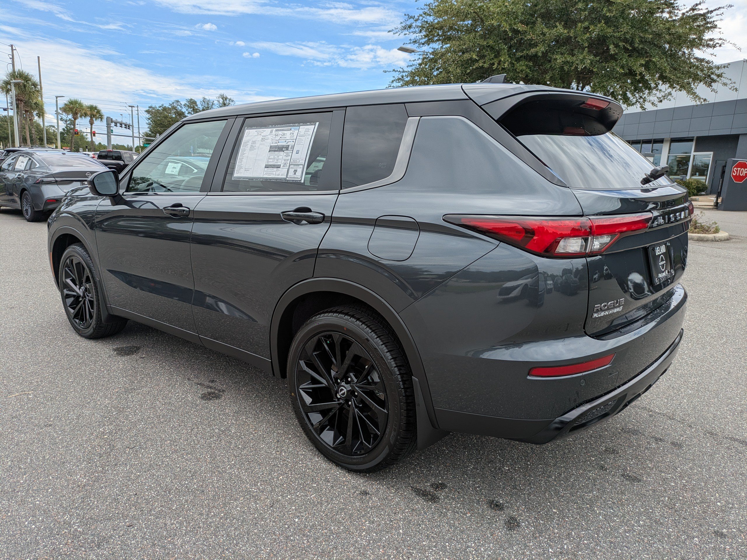New 2026 Nissan Rogue SL AWD/4WD image 6