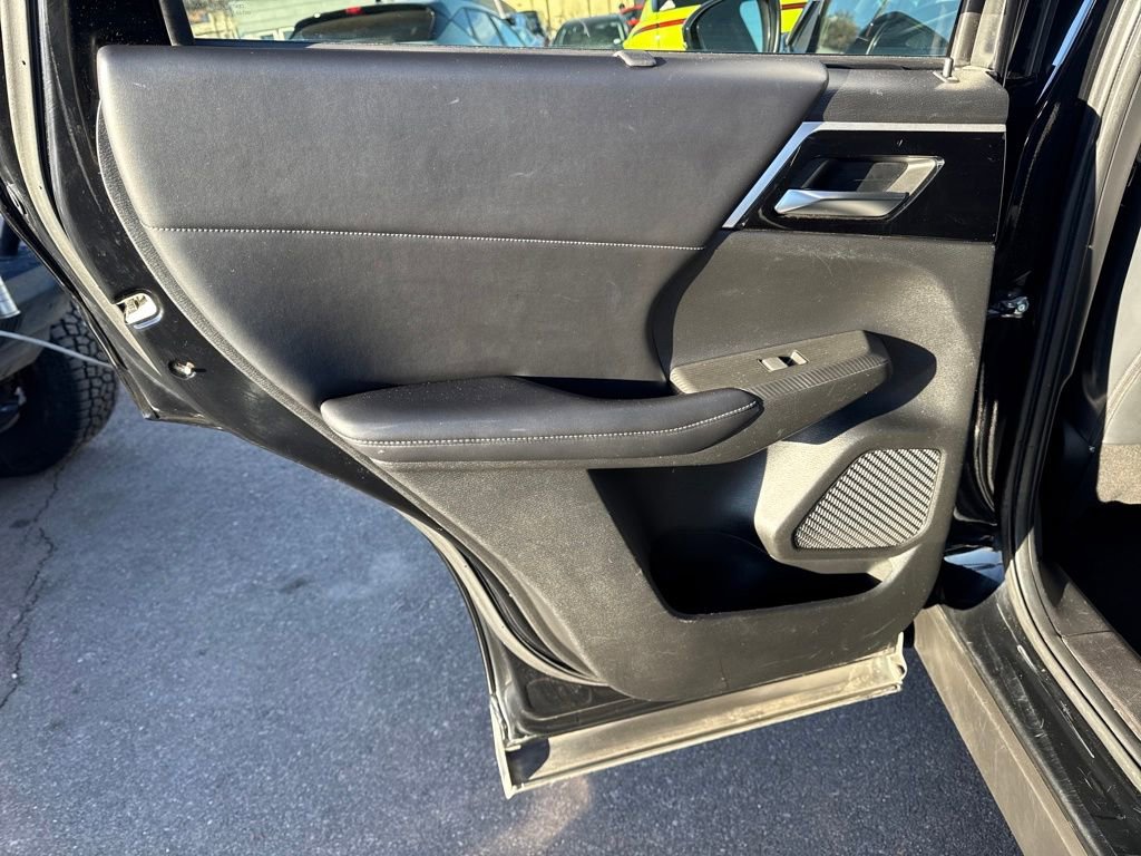 Used 2022 Mitsubishi Outlander SE image 31