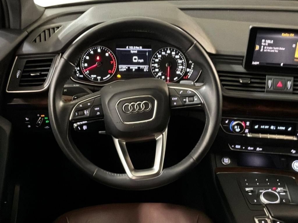Used 2018 Audi Q5 2.0T Premium Plus w/ Convenience Package AWD/4WD image 11