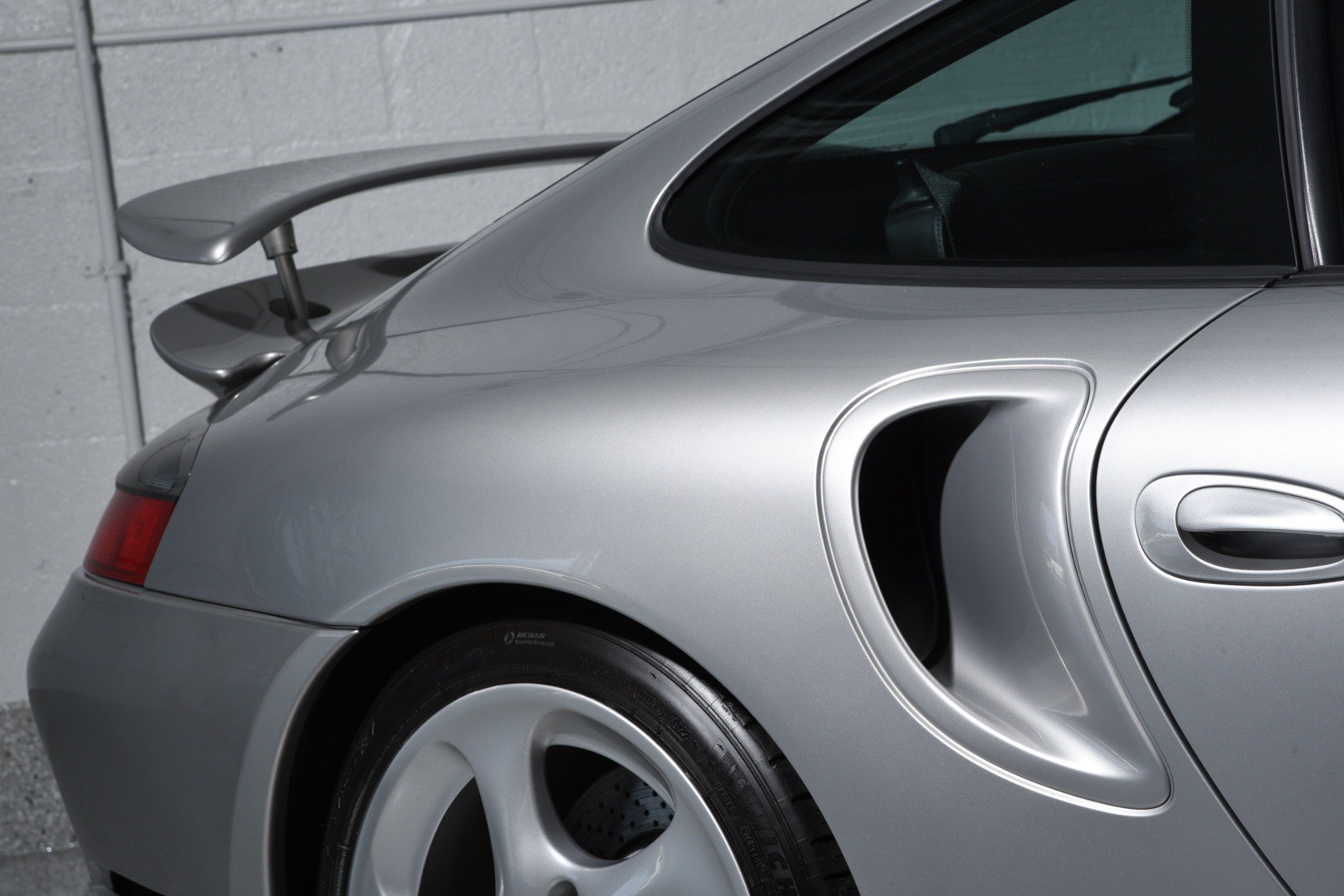 Used 2001 Porsche 911 Turbo AWD/4WD image 19