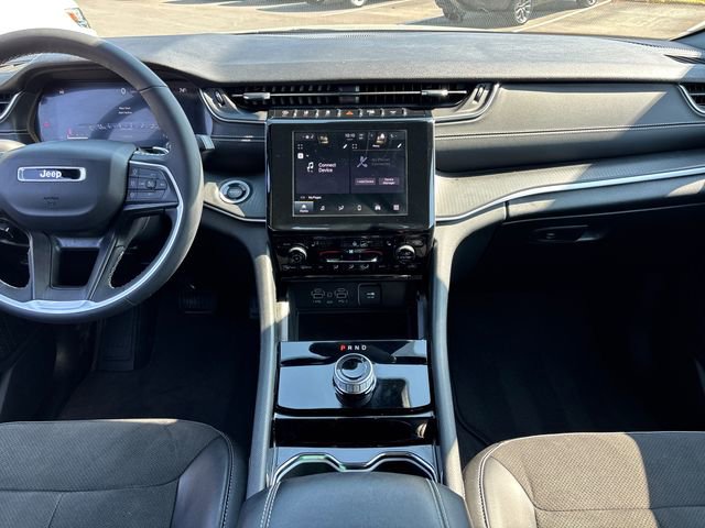 Used 2023 Jeep Grand Cherokee L Laredo image 10