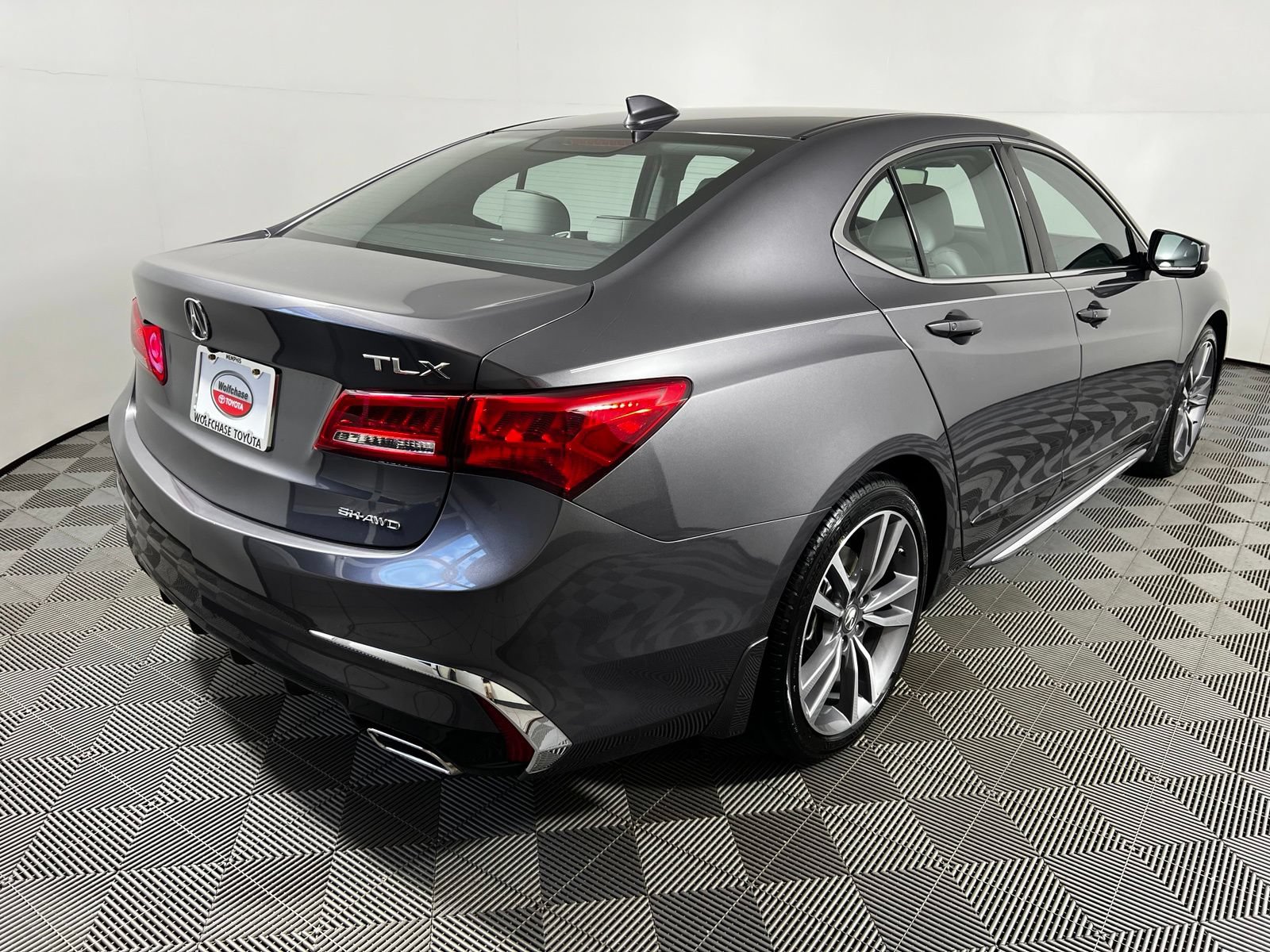 Used 2019 Acura TLX w/ Technology Package AWD/4WD image 5