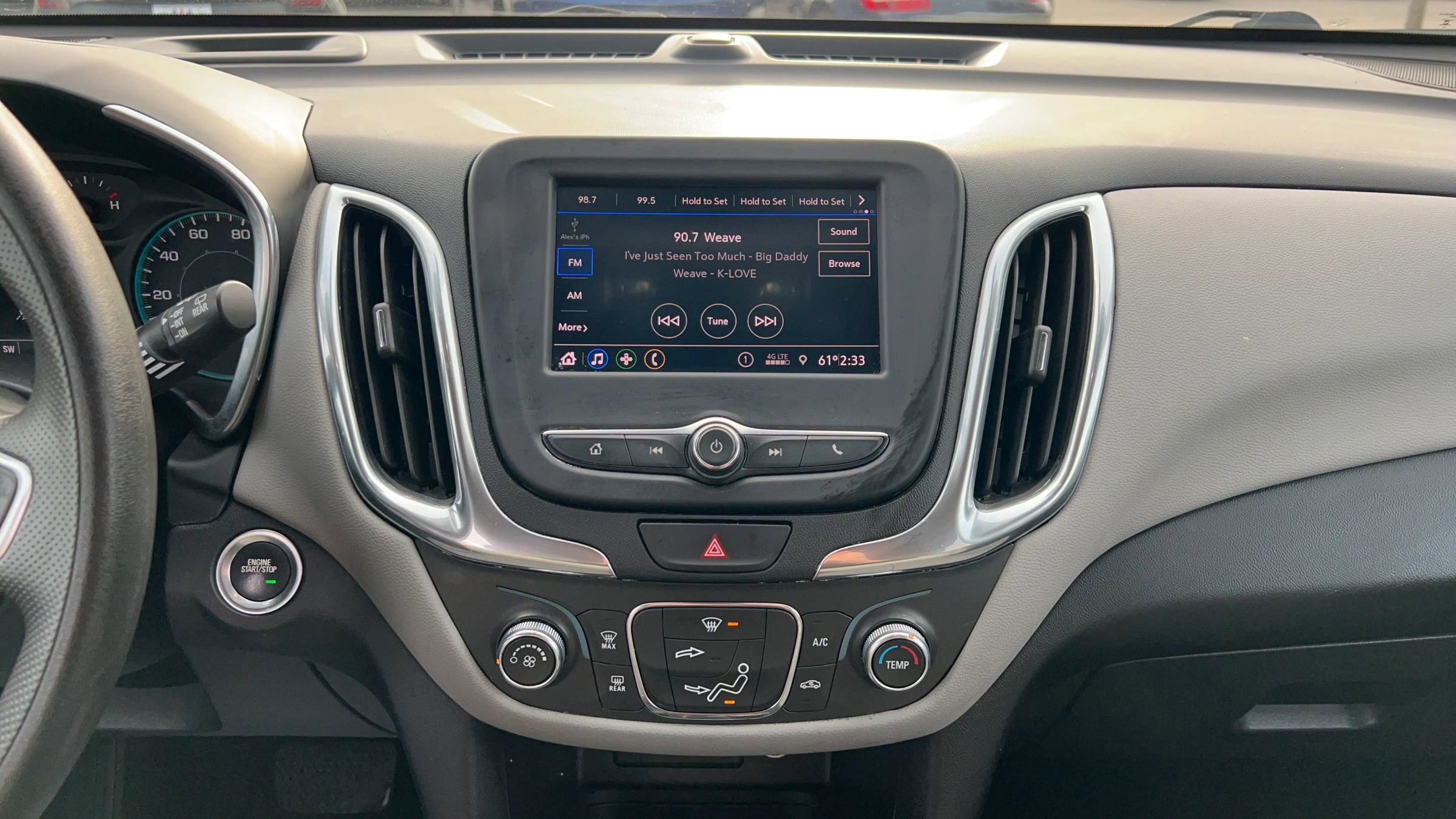 Used 2021 Chevrolet Equinox LS w/ LS Convenience Package image 22