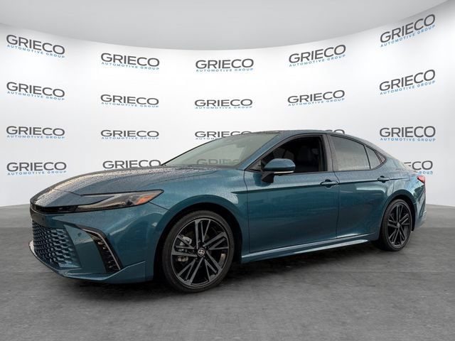 Used 2026 Toyota Camry XSE w/ Premium Plus Package FWD image 3