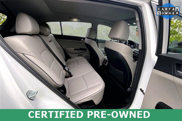 Certified 2022 Kia Sportage EX w/ EX Technology Package image 26