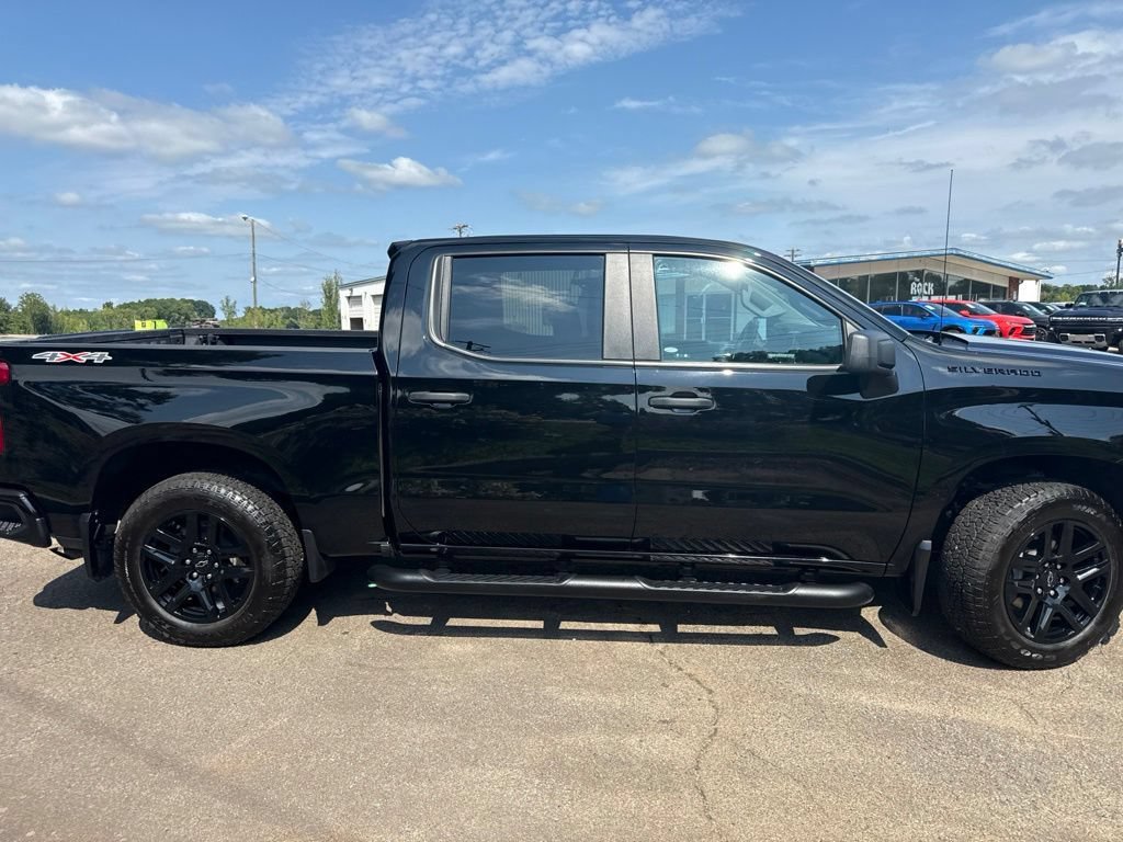 Used 2024 Chevrolet Silverado 1500 Custom AWD/4WD image 6
