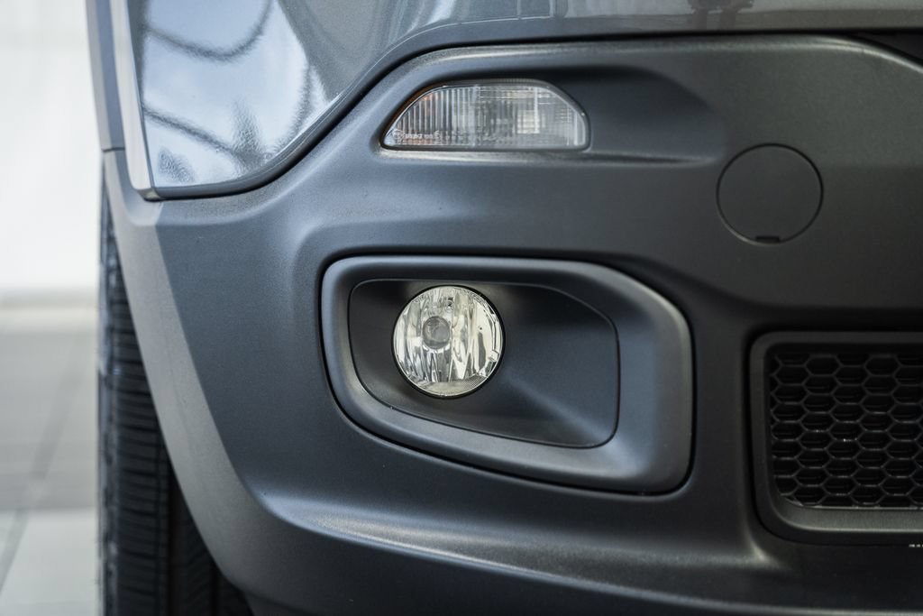 Certified 2018 Jeep Renegade Latitude AWD/4WD image 12
