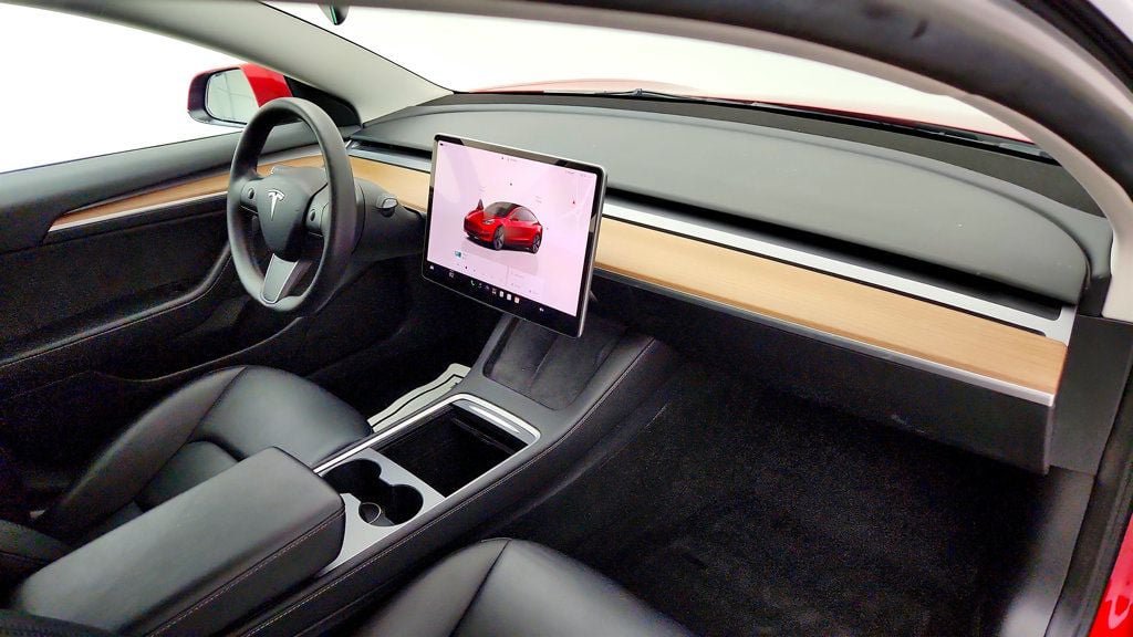 Used 2023 Tesla Model 3 Standard Range RWD image 29
