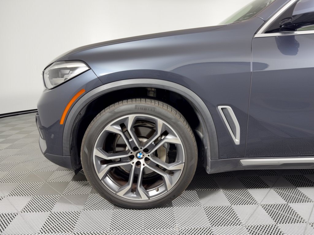 Used 2022 BMW X5 sDrive40i w/ Parking Assistance Package RWD image 13