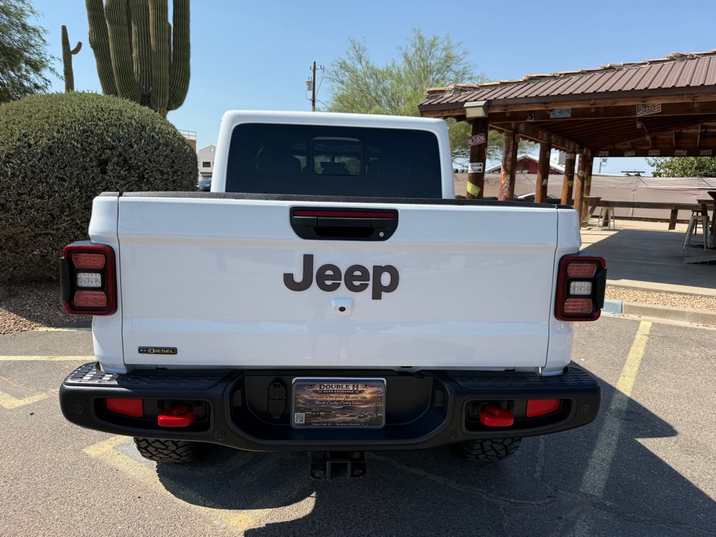 Used 2021 Jeep Gladiator Rubicon AWD/4WD image 14