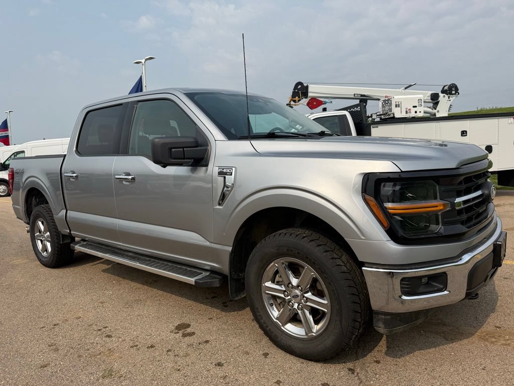 Used 2024 Ford F150 XLT AWD/4WD image 2