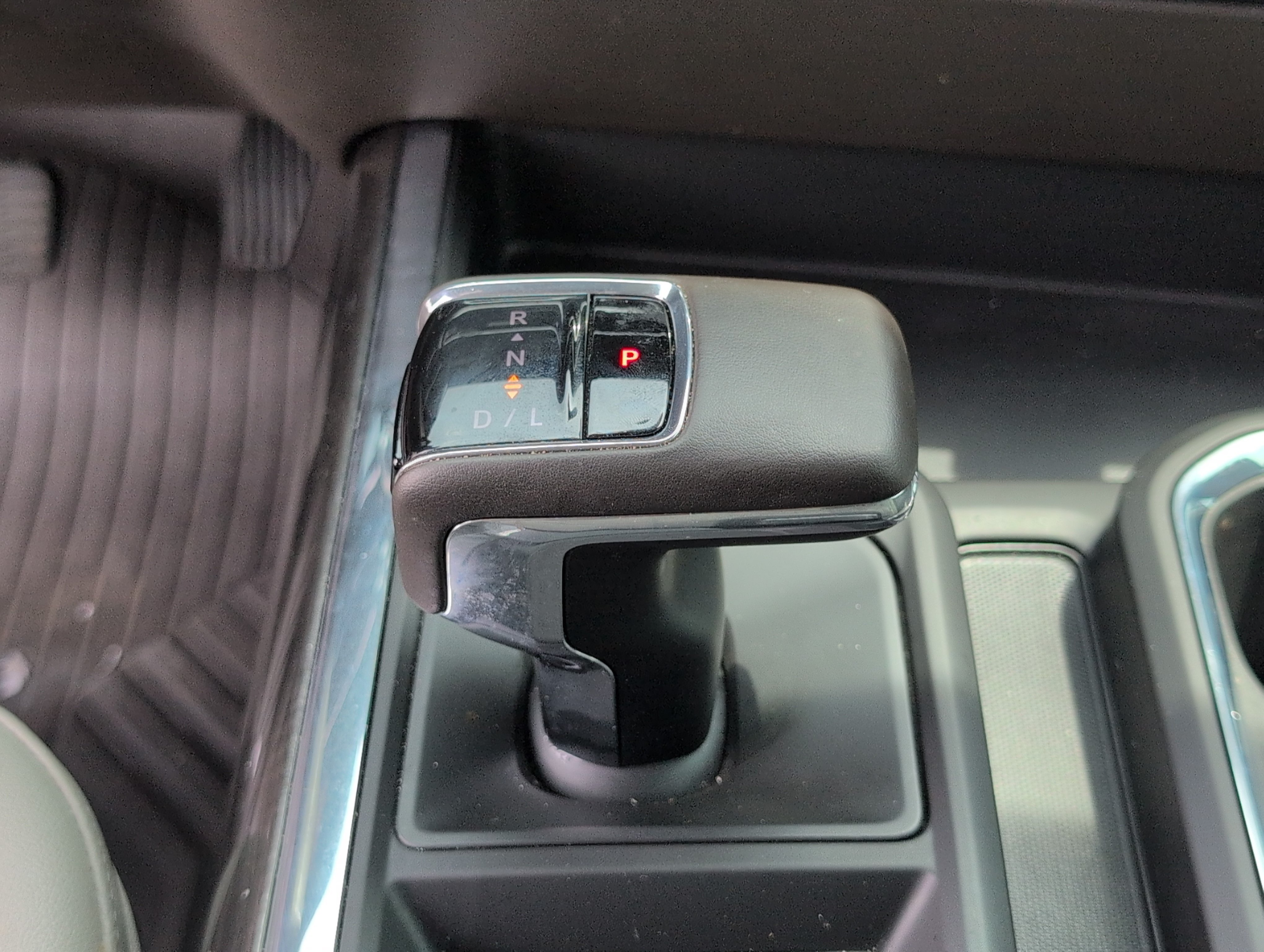 Used 2024 Chevrolet Silverado 1500 LTZ w/ Technology Package AWD/4WD image 21
