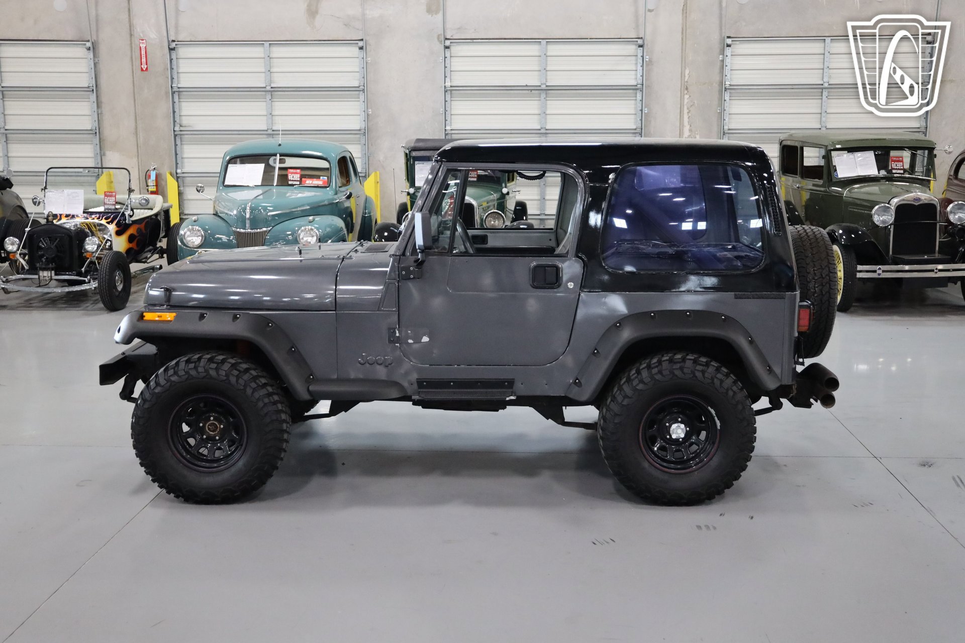 Used 1988 Jeep Wrangler 4WD image 9