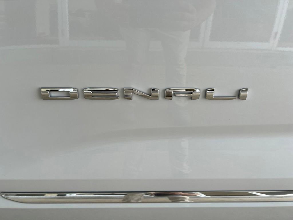 Used 2026 GMC Terrain Denali w/ LPO, Floor Liner Package AWD/4WD image 26