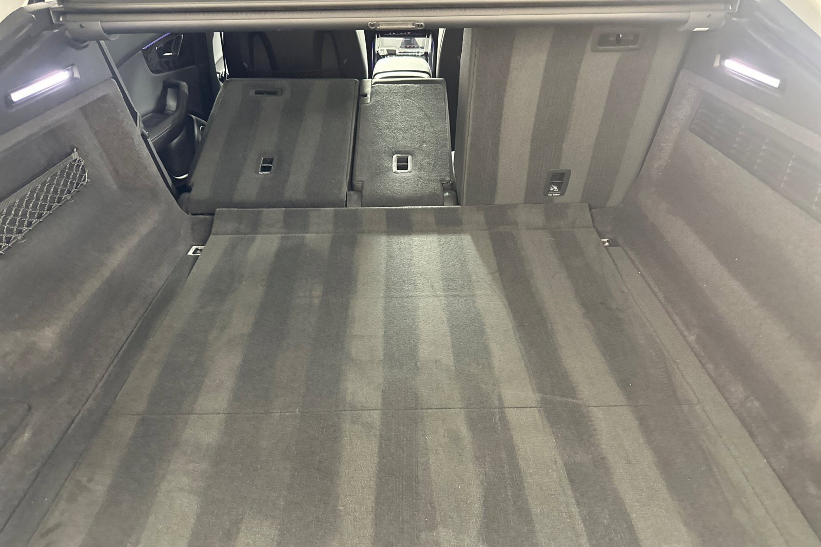 Used 2023 Audi Q8 Prestige w/ Prestige Package image 14