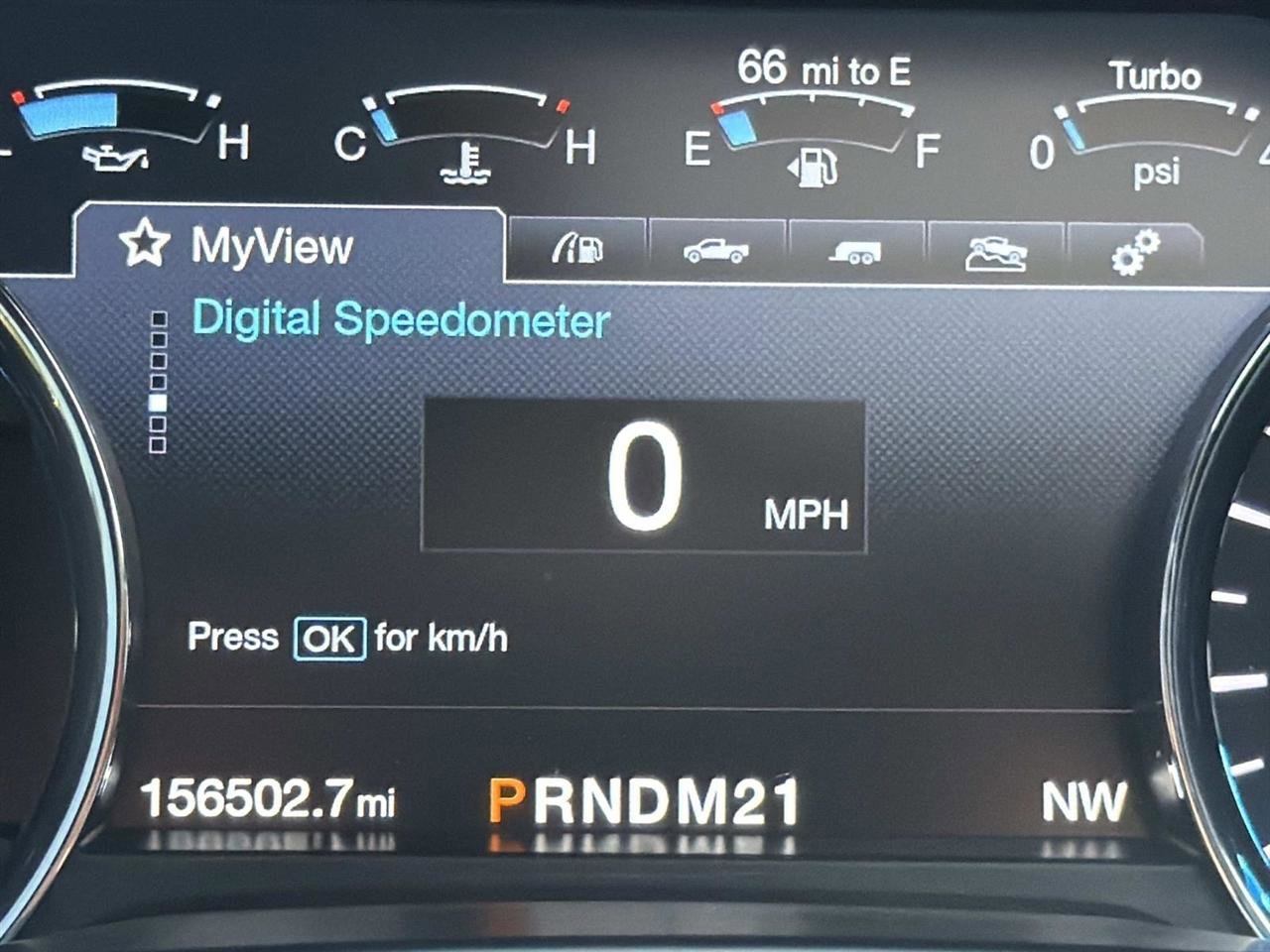 Used 2017 Ford F250 Platinum w/ Platinum Ultimate Package AWD/4WD image 25