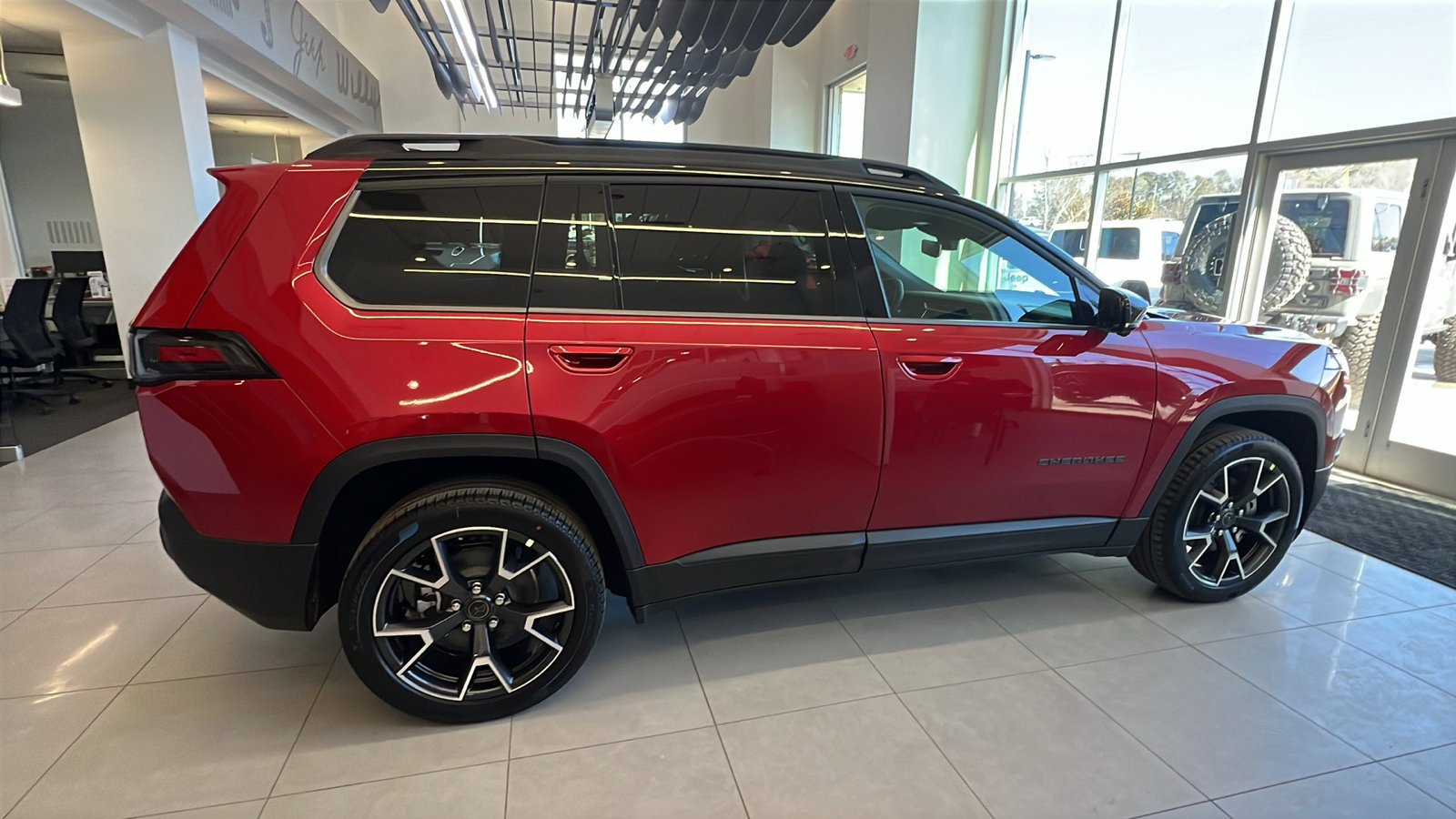 New 2026 Jeep Cherokee Overland image 7