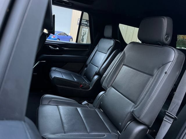 Used 2021 GMC Yukon Denali w/ Denali Premium Package AWD/4WD image 21