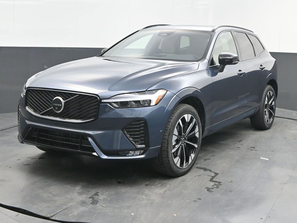 New 2026 Volvo XC60 B5 Plus w/ Protection Package Premier image 3
