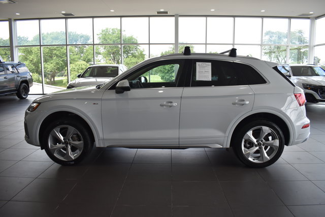Used 2023 Audi Q5 2.0T Premium Plus w/ Premium Plus Package AWD/4WD image 4