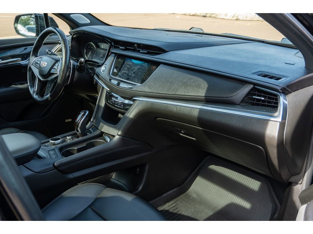 Used 2021 Cadillac XT5 Sportv w/ LPO, Floor Liner Package image 17