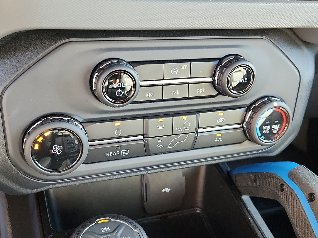 Used 2022 Ford Bronco Black Diamond AWD/4WD image 15