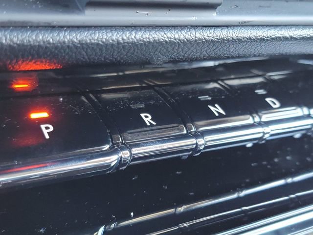 Certified 2024 Lincoln Corsair AWD image 30