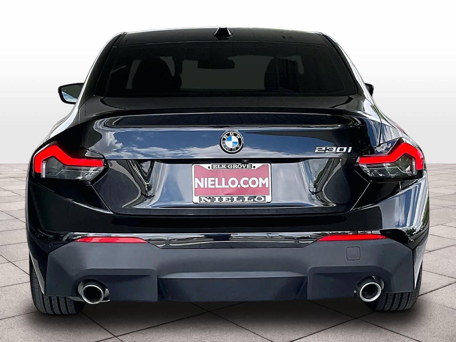 Used 2023 BMW 230i Coupe w/ Convenience Package RWD image 6