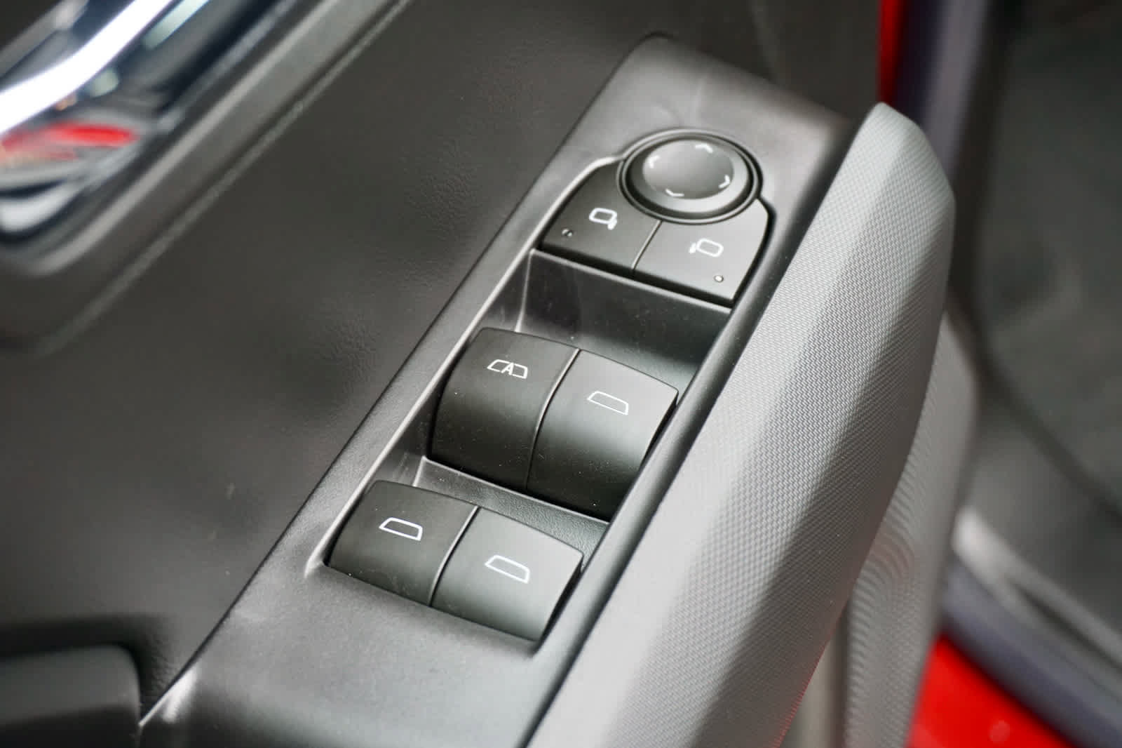 New 2026 GMC Canyon Elevation w/ Convenience Package RWD image 27
