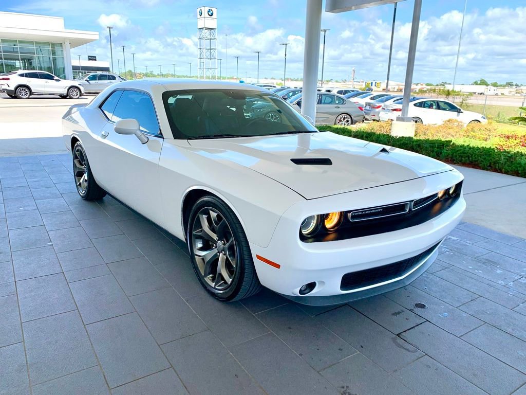Used 2015 Dodge Challenger SXT Plus w/ Sound Group II RWD image 3