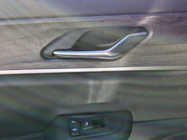 New 2025 Jeep Grand Cherokee L Limited w/ Luxury Tech Group II image 27