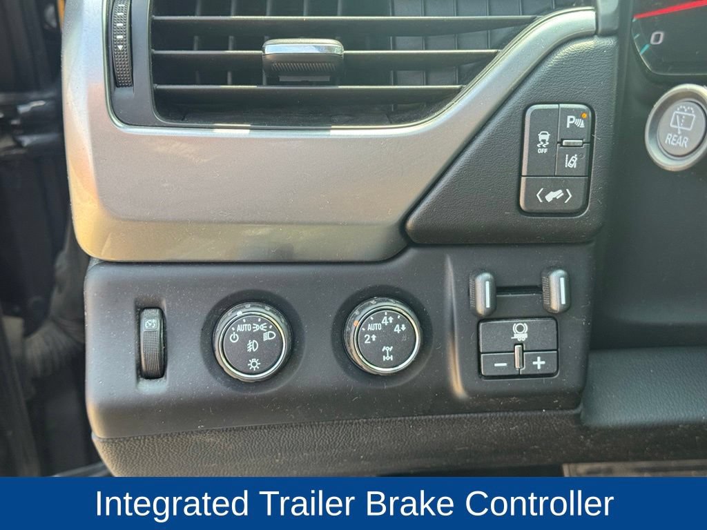 Used 2015 Chevrolet Suburban LTZ AWD/4WD image 19