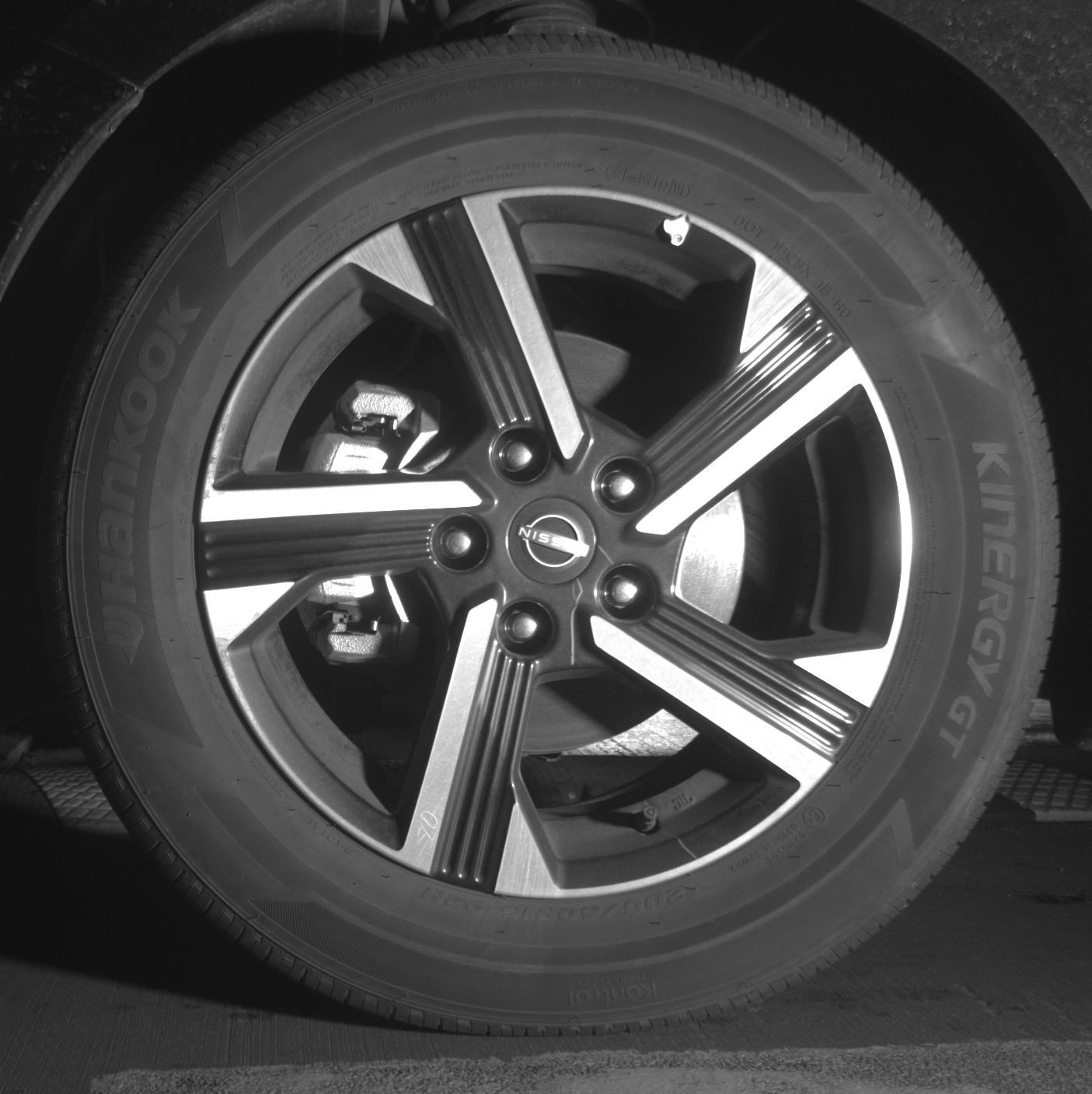 Used 2025 Nissan Sentra SV image 12