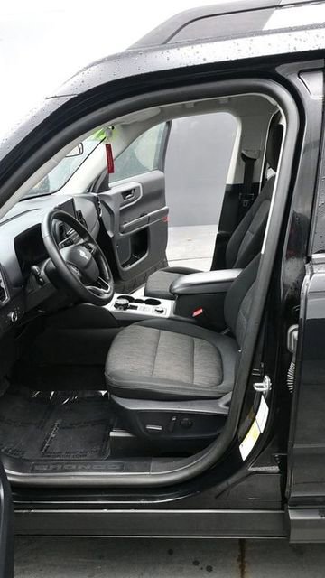 Used 2021 Ford Bronco Sport Big Bend w/ Big Bend Package (96B) AWD/4WD image 15