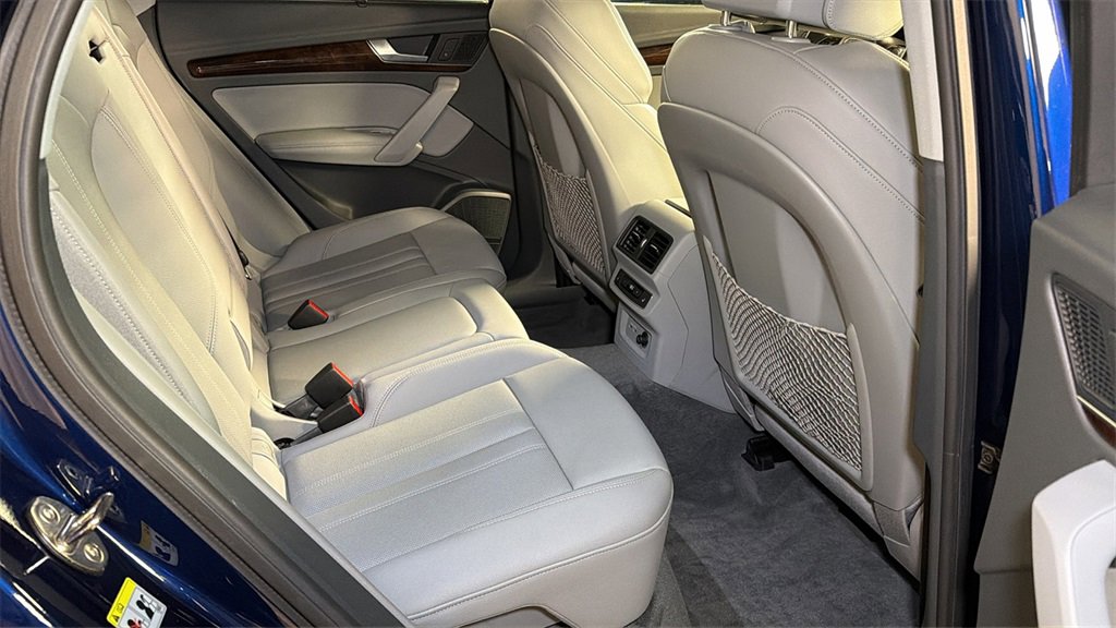 Used 2020 Audi Q5 Prestige image 13